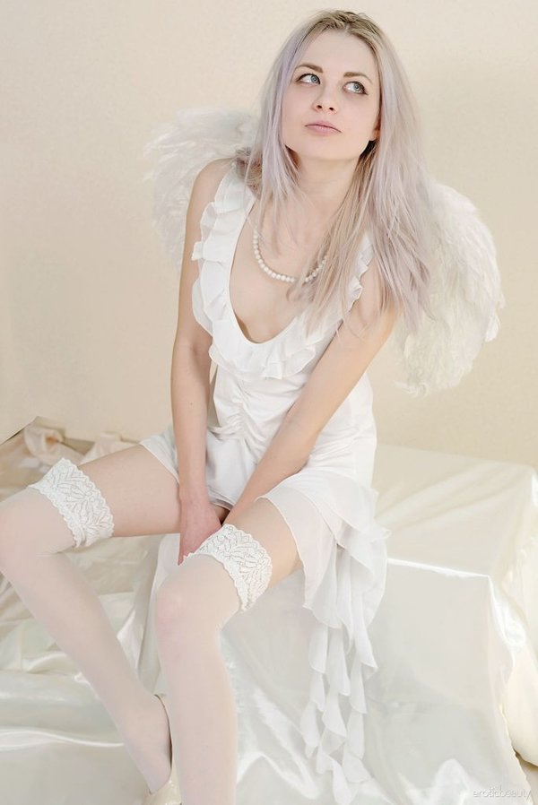 Лариса, 24 года, 3 размер груди